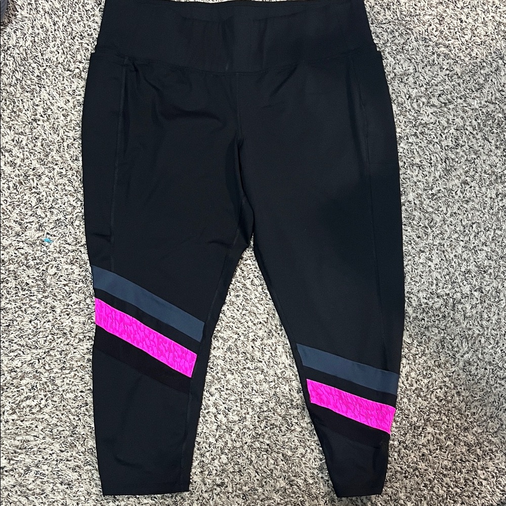 lululemon athletica Black High-Rise Capri Leggings